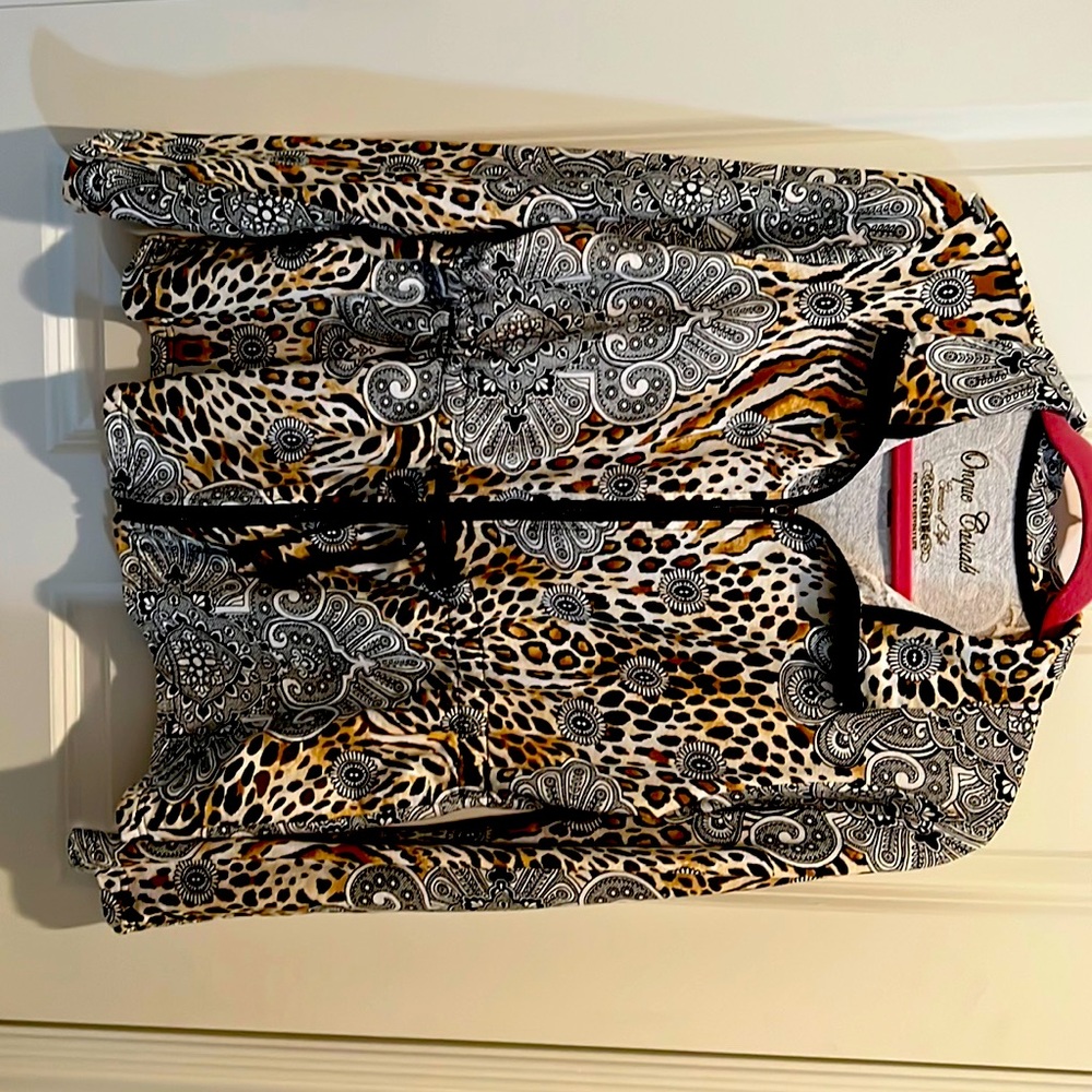Light weight spring jacket/cardigan